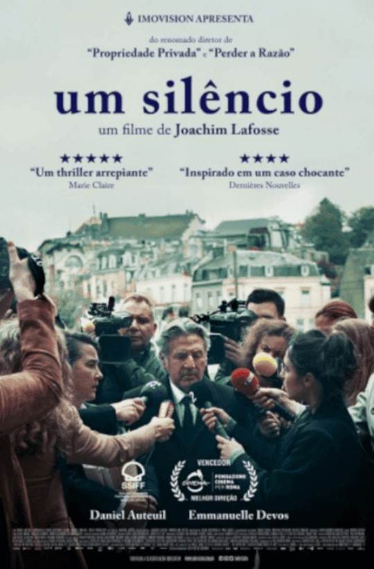 UM SILÊNCIO